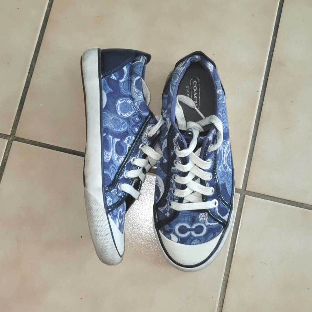 Coach Blue Barrett Poppy Sneakers Size 7B Womens